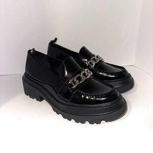 G.H Bass Chain Lug Sole Loafers